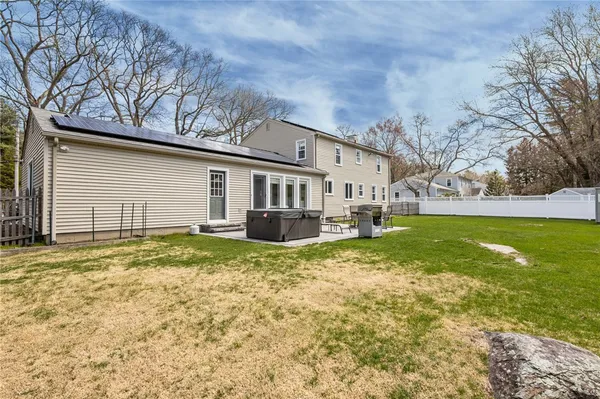 $839,900 | 211 Love Lane, Warwick, RI 02886