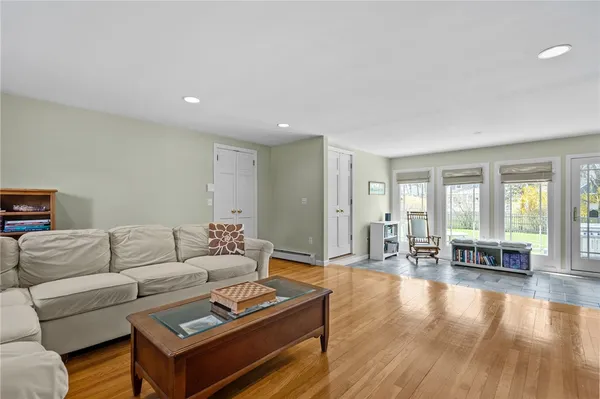 $839,900 | 211 Love Lane, Warwick, RI 02886