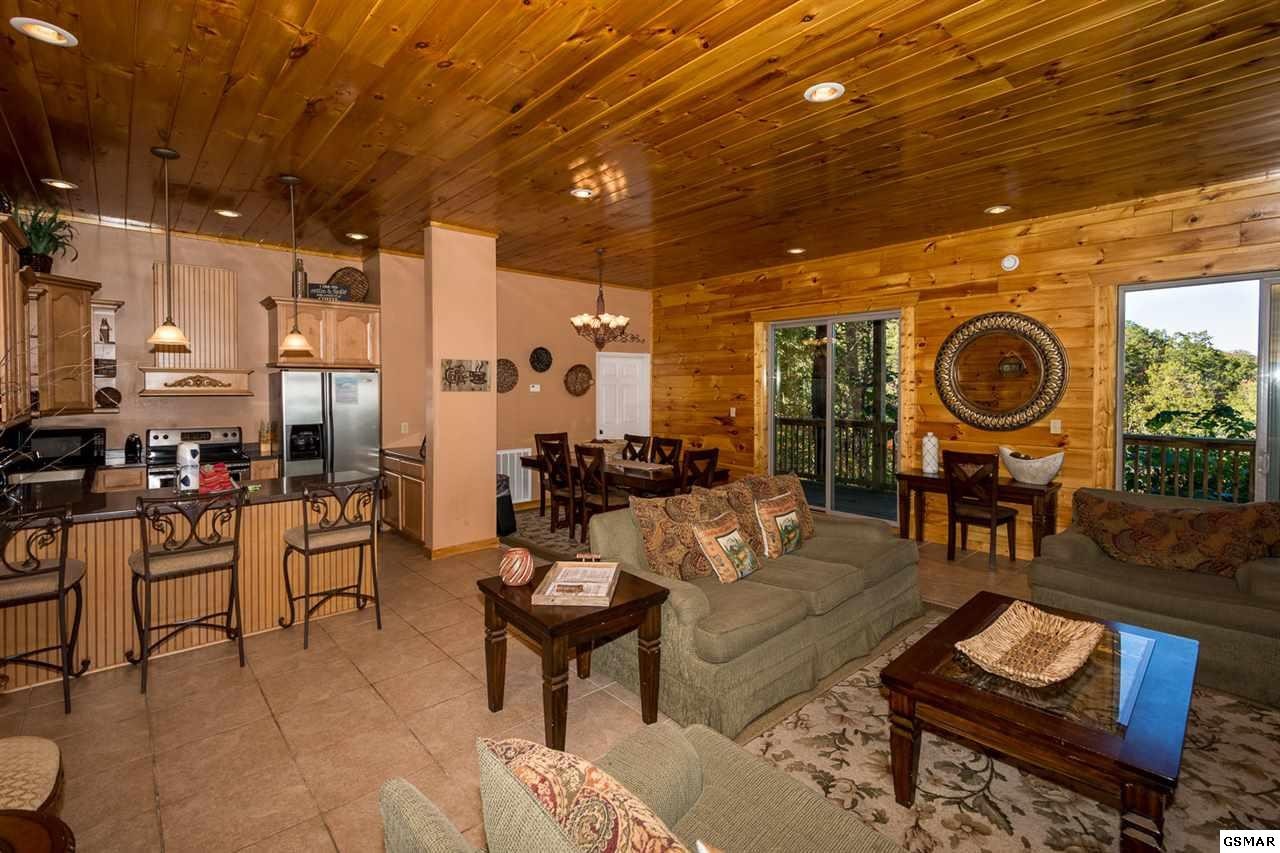 4729 Riversong Way, Unit RIVERSONGRETREAT Sevierville, TN 37876 - Photo 10 of 28 Gallery Image 10