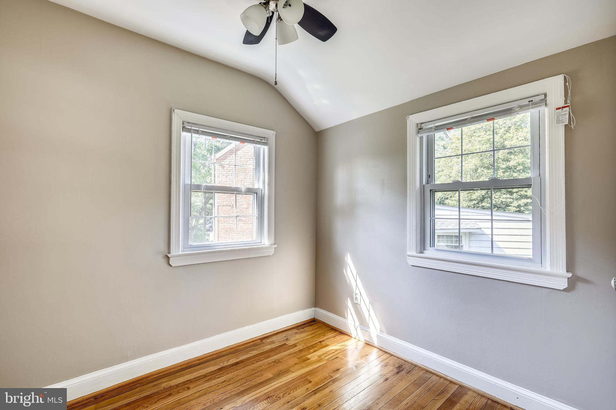 10001 Sidney Road Silver Spring, MD 20901 - Photo 19 of 44