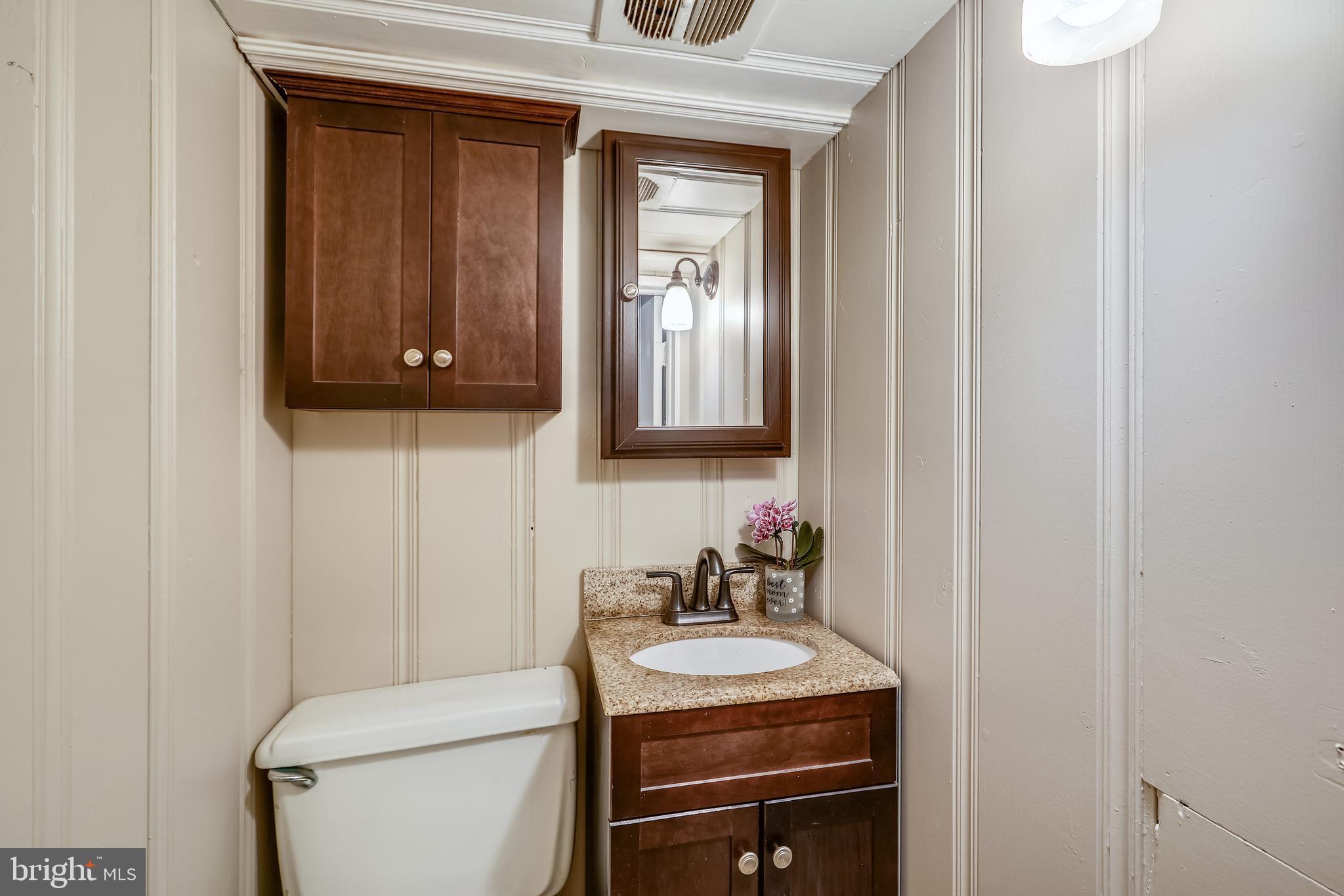 10001 Sidney Road Silver Spring, MD 20901 - Photo 27 of 44