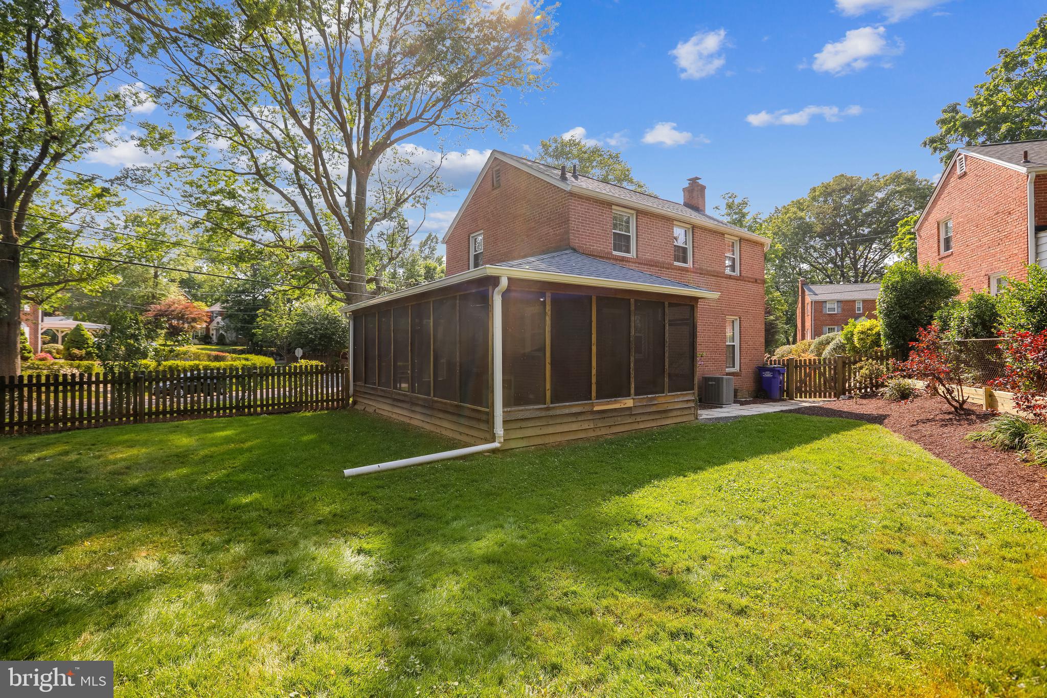 10001 Sidney Road Silver Spring, MD 20901 - Photo 28 of 44