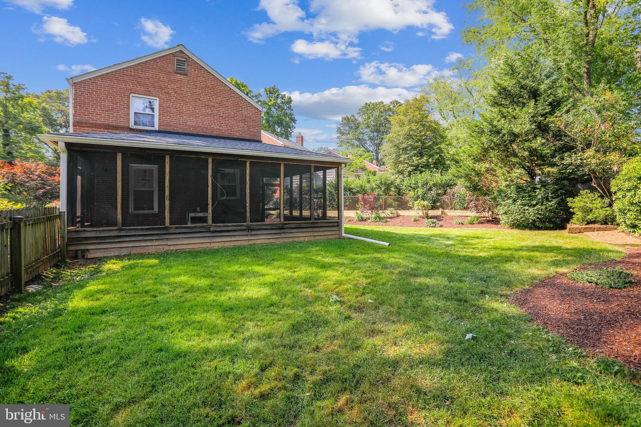 10001 Sidney Road Silver Spring, MD 20901 - Photo 31 of 44