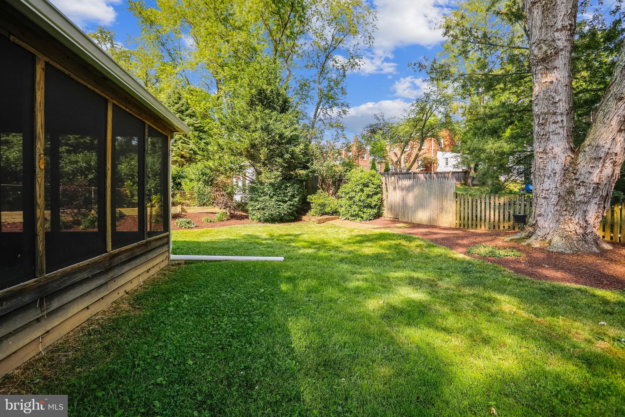 10001 Sidney Road Silver Spring, MD 20901 - Photo 32 of 44