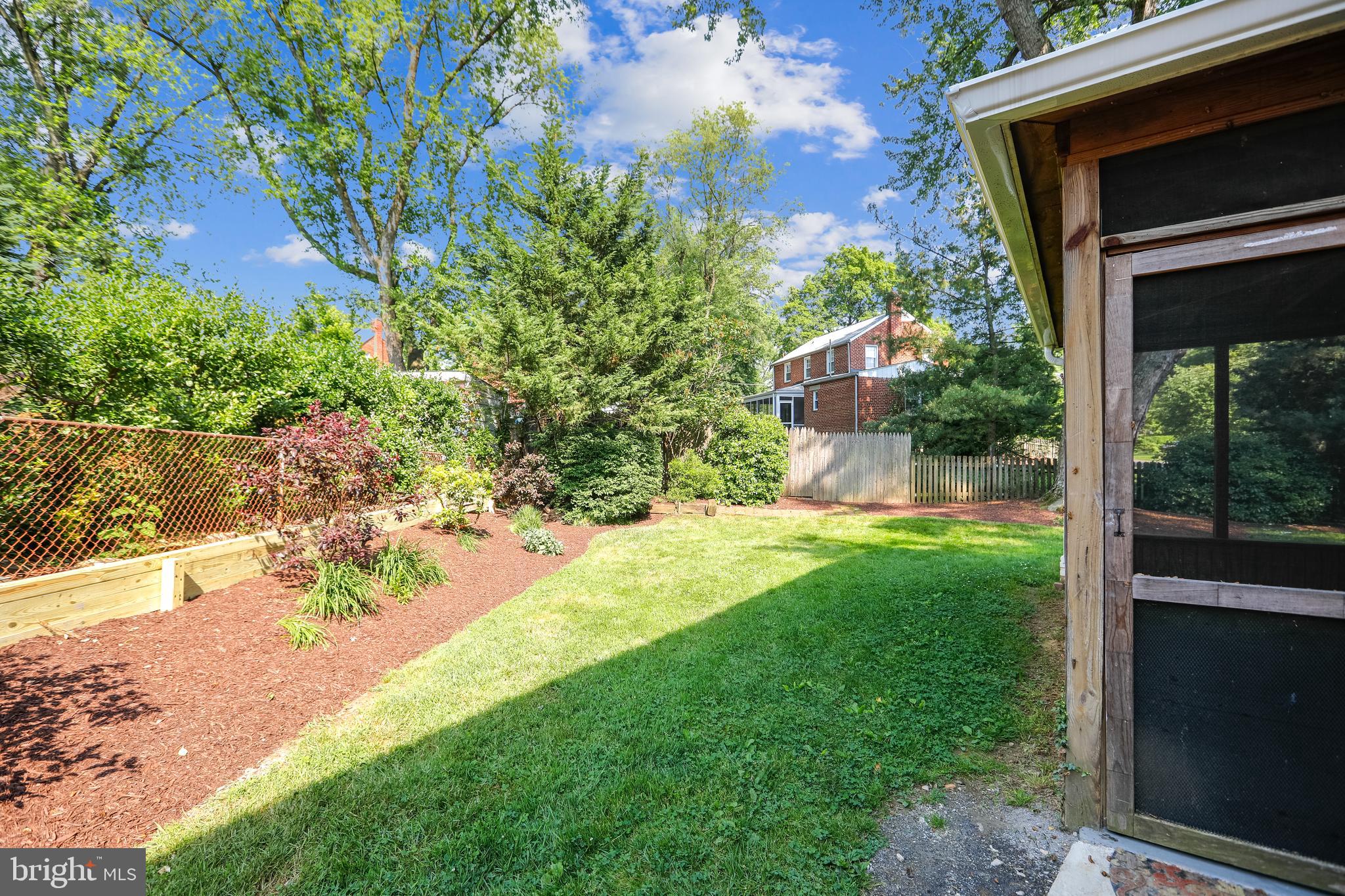10001 Sidney Road Silver Spring, MD 20901 - Photo 33 of 44