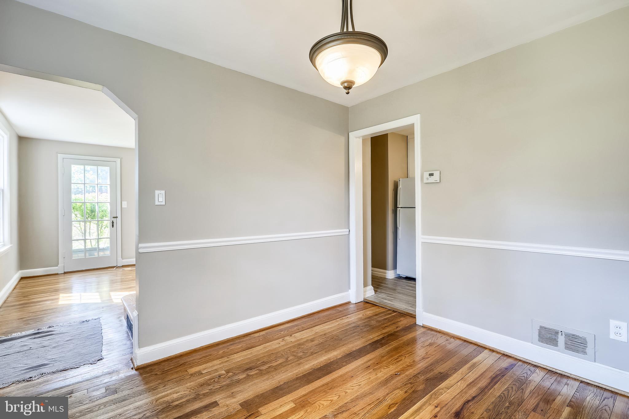 10001 Sidney Road Silver Spring, MD 20901 - Photo 6 of 44