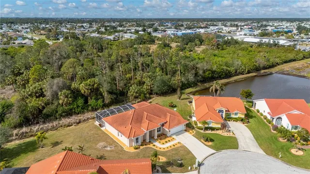 $489,000 | 8326 Creekview Lane, Englewood, FL 34224