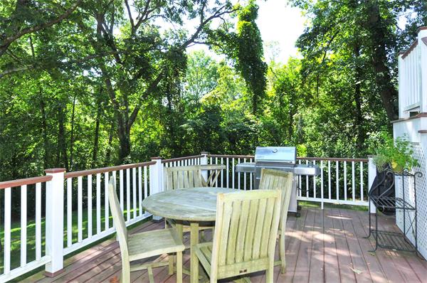 2 Bantry Road Southborough, MA 01772 - Photo 12 of 15 Gallery Image 12
