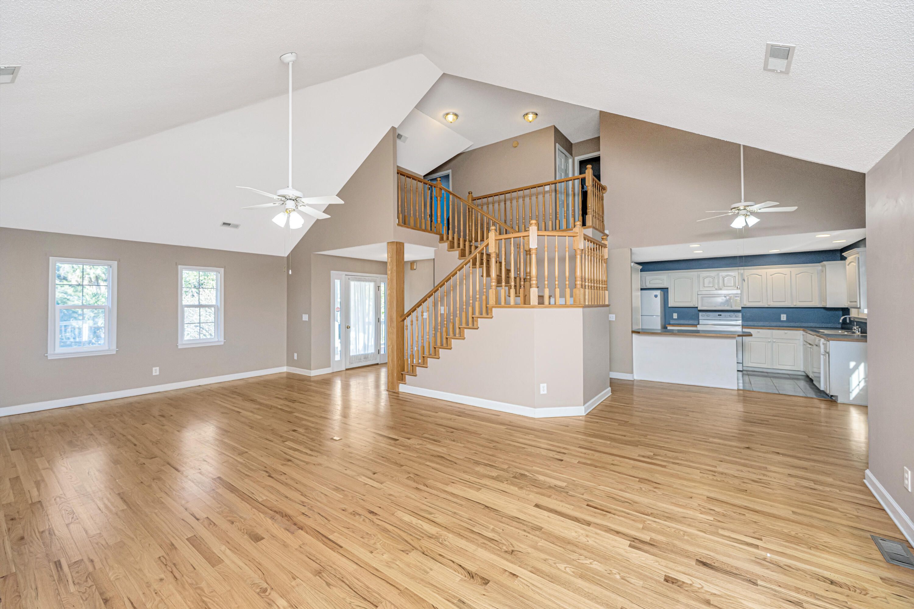 46 Battery Park Road Edisto Beach, SC 29438 - Photo 16 of 45 46BatteryParkRd006