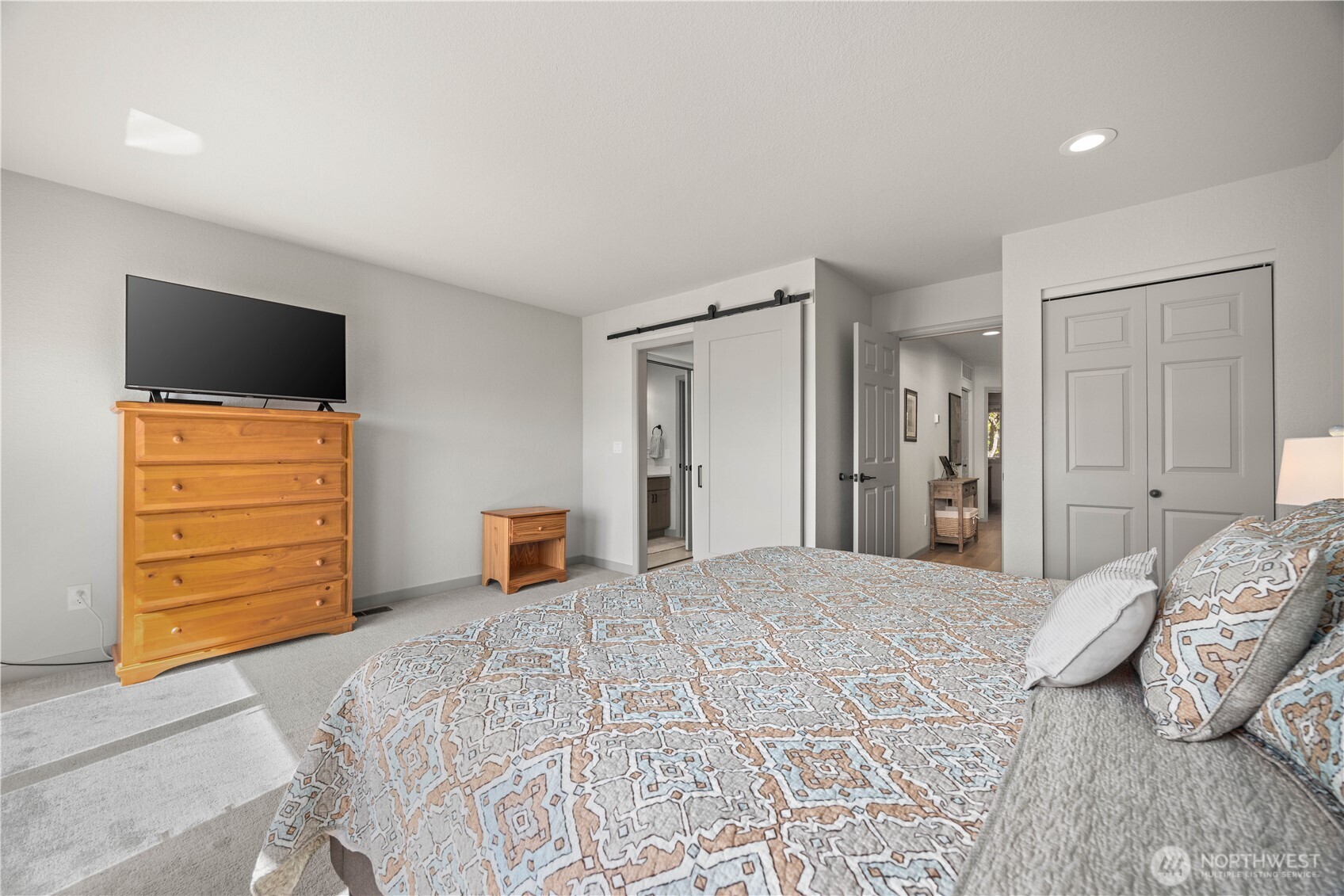 11415 South Lakeshore Road, Unit 7 Chelan, WA 98816 - Photo 12 of 38