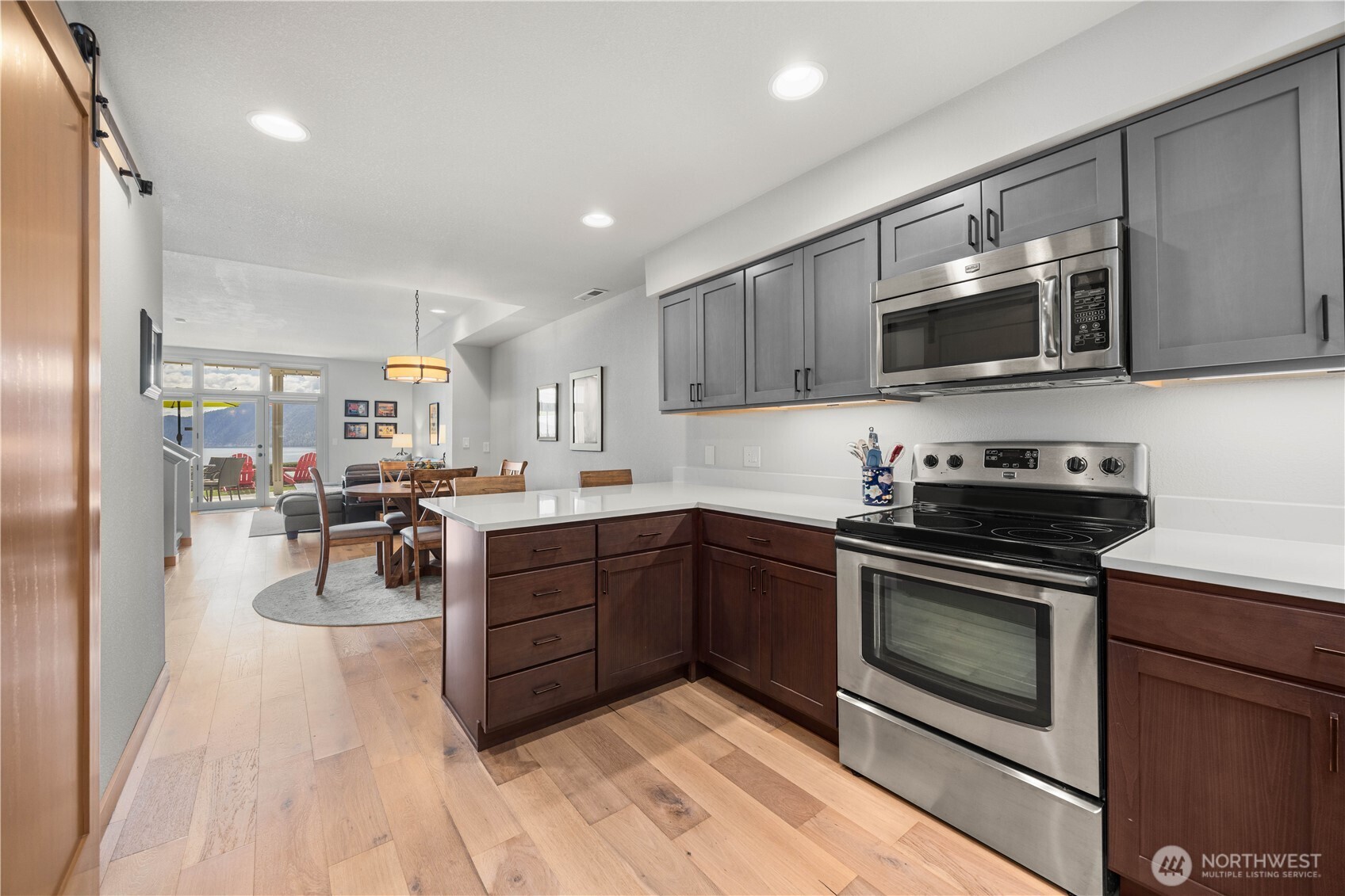 11415 South Lakeshore Road, Unit 7 Chelan, WA 98816 - Photo 21 of 38