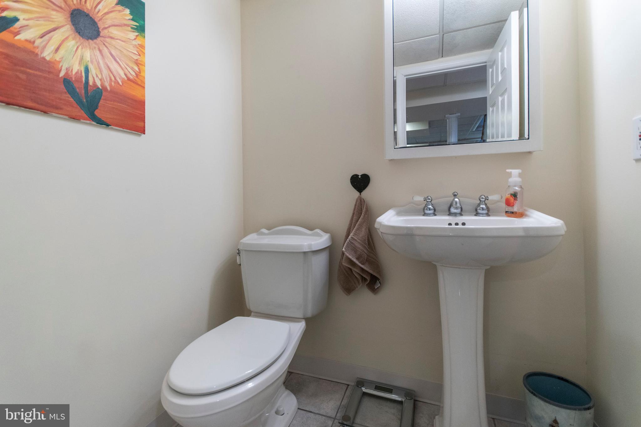 2155 Winthrop Road Huntingdon Valley, PA 19006 - Photo 24 of 28 Lower 1 Half Bathroom