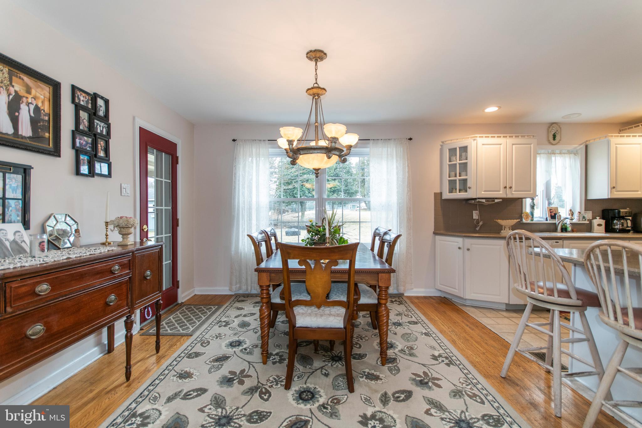 2155 Winthrop Road Huntingdon Valley, PA 19006 - Photo 5 of 28 Kitchen