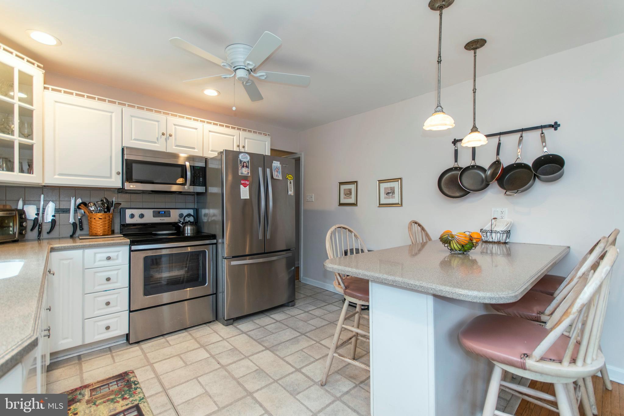 2155 Winthrop Road Huntingdon Valley, PA 19006 - Photo 8 of 28 Kitchen