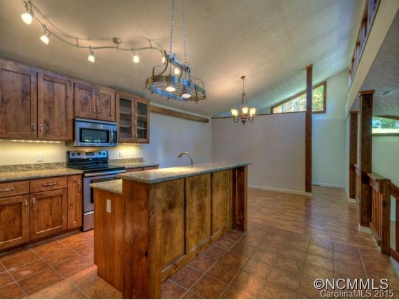 795 Spring Brook Waynesville, NC 28786 - Photo 8 of 24