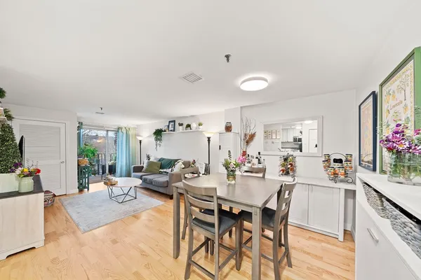 $395,000 | 230 Willard Street, Unit 207, Quincy, MA 02169