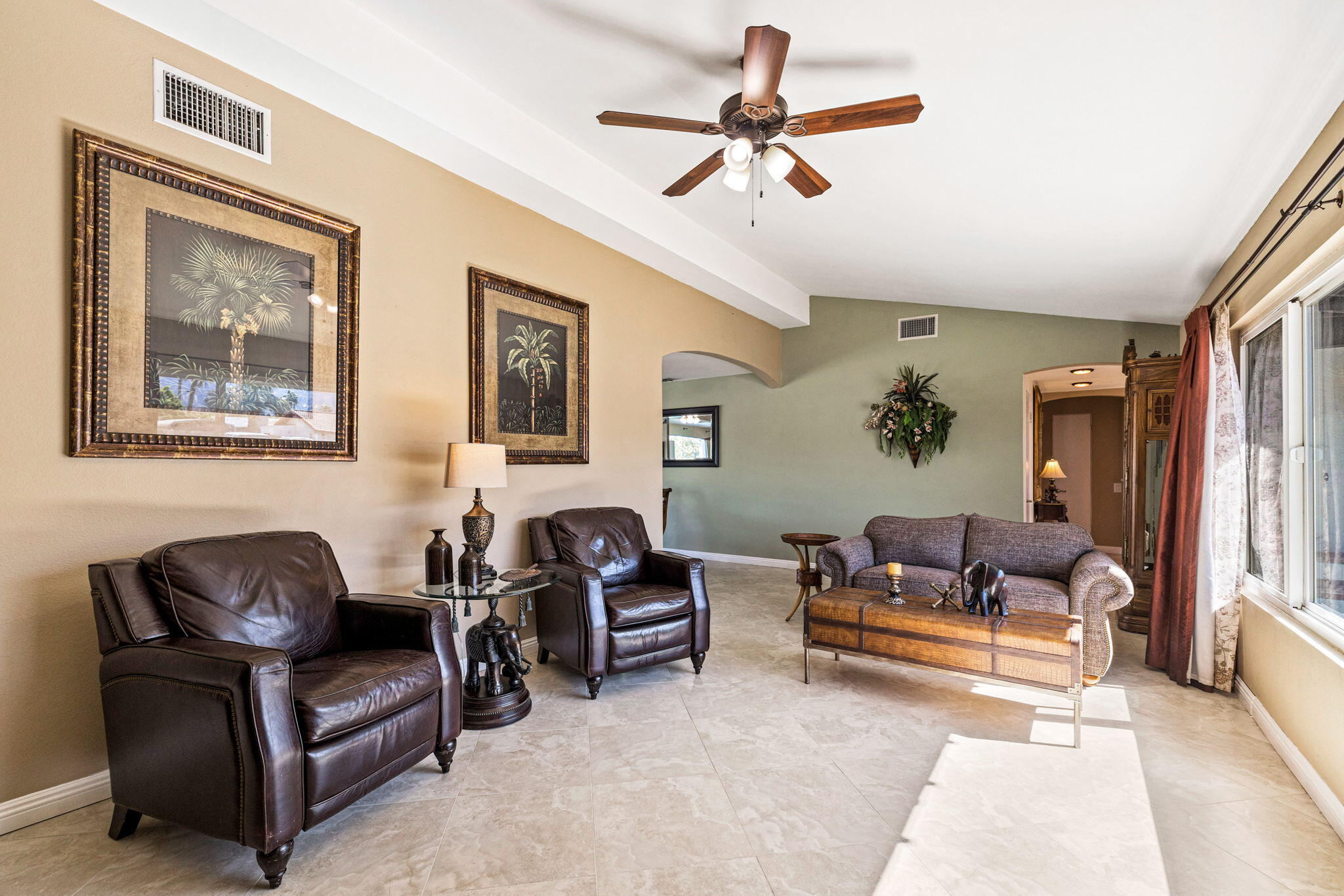 2290 North Victoria Road Palm Springs, CA 92262 - Photo 12 of 42 a living room with furniture