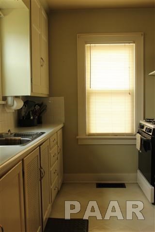 600 Ridge Street Washington, IL 61571 - Photo 8 of 21 Gallery Image 8