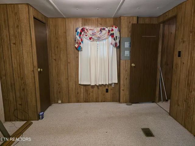 $68,000 | 165 Parkview Drive, La Follette, TN 37766