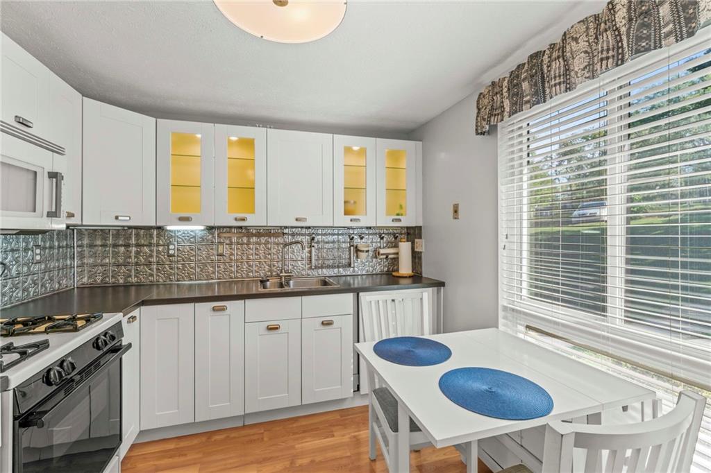 2315 Firethorn Road Bridgeville, PA 15017 - Photo 12 of 24 Kitchen 2315 Firethorn Drive