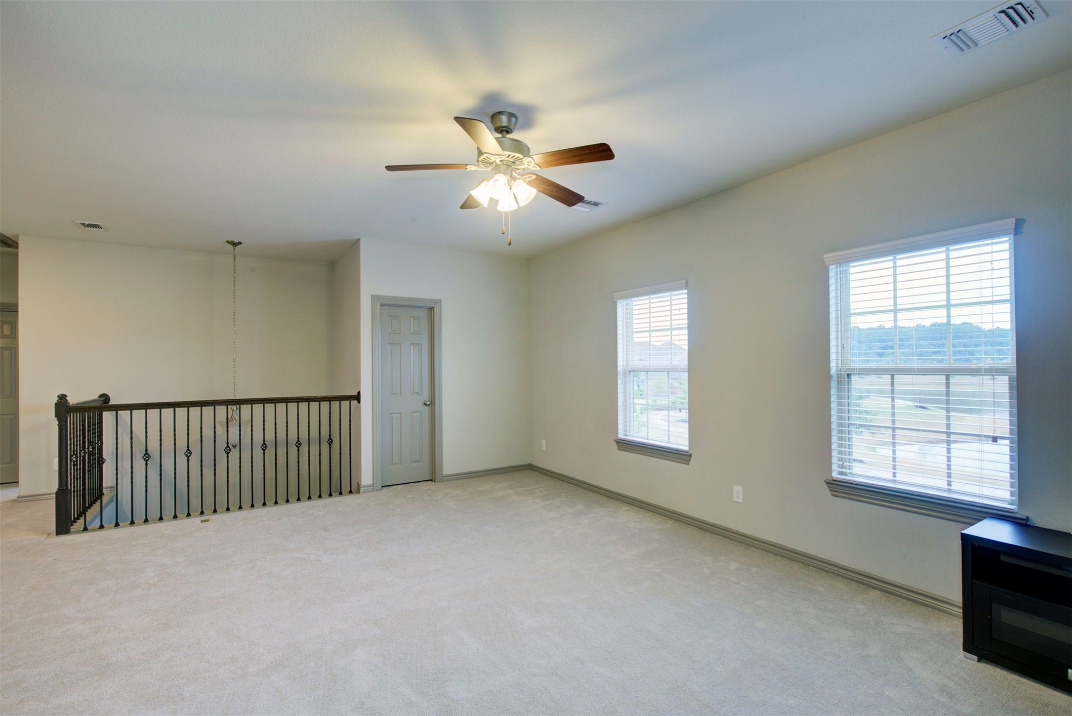9643 Thimbleweed Drive Spring, TX 77379 - Photo 41 of 46 Gallery Image 41