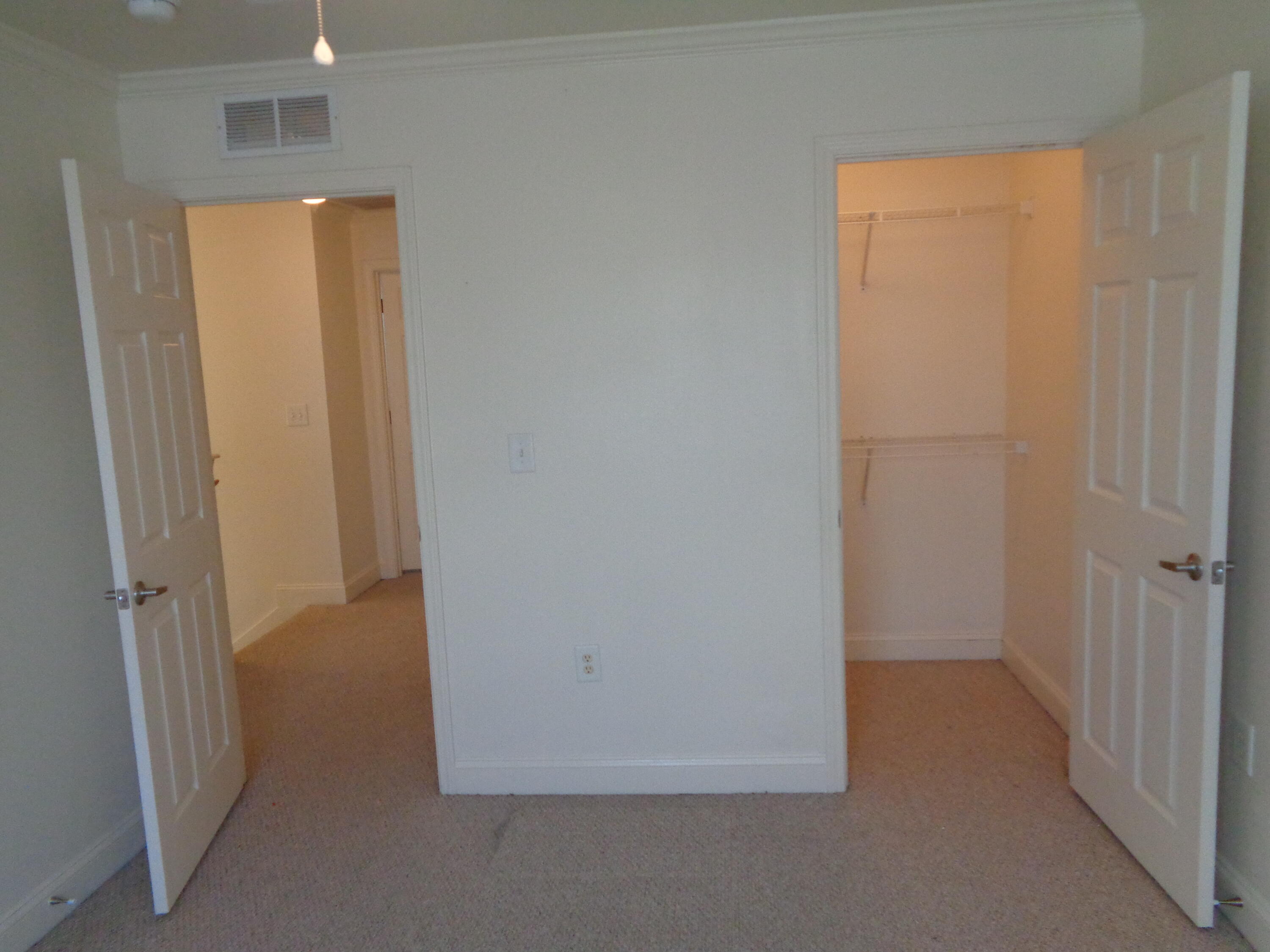 555 Wingspan Way Crestview, FL 32536 - Photo 18 of 24 a view of hallway with closet