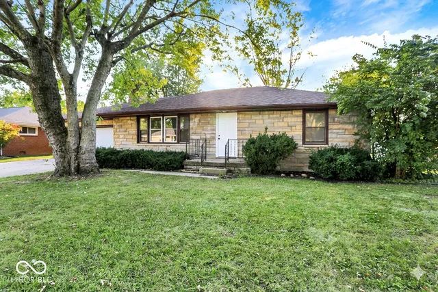 $180,000 | 3509 North Lanewood Drive, Muncie, IN 47304