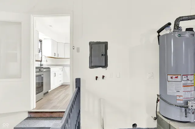 $180,000 | 3509 North Lanewood Drive, Muncie, IN 47304