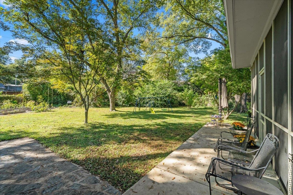 127 North Rose Road Memphis, TN 38117 - Photo 25 of 30 a view of a yard with a slide