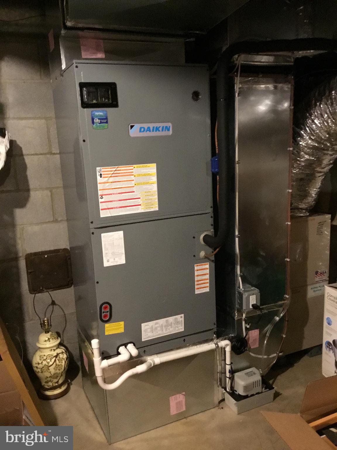 19607 Spring Creek Road Hagerstown, MD 21742 - Photo 46 of 54 Heat pump 1 year old
