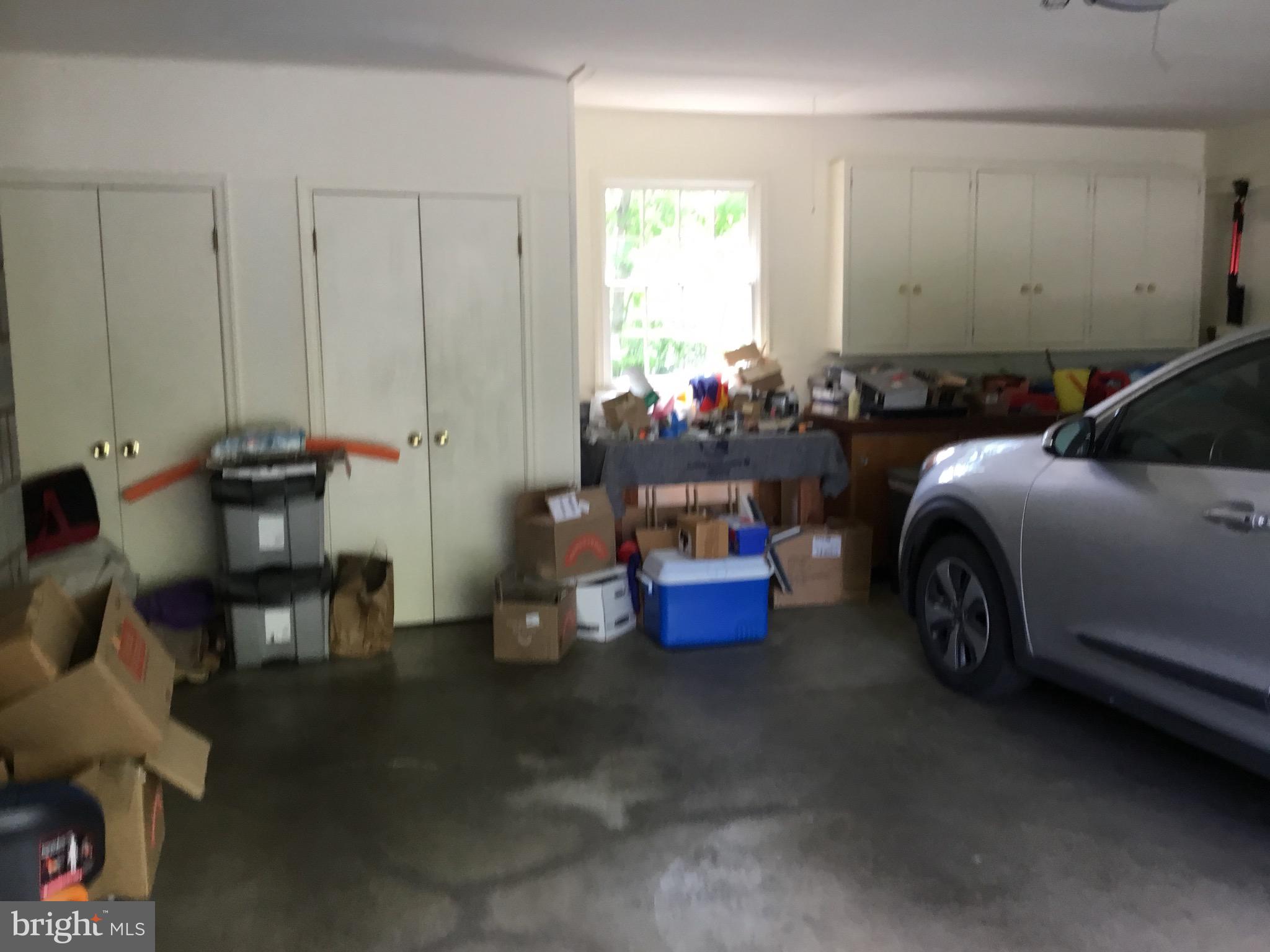 19607 Spring Creek Road Hagerstown, MD 21742 - Photo 49 of 54 2 car garage