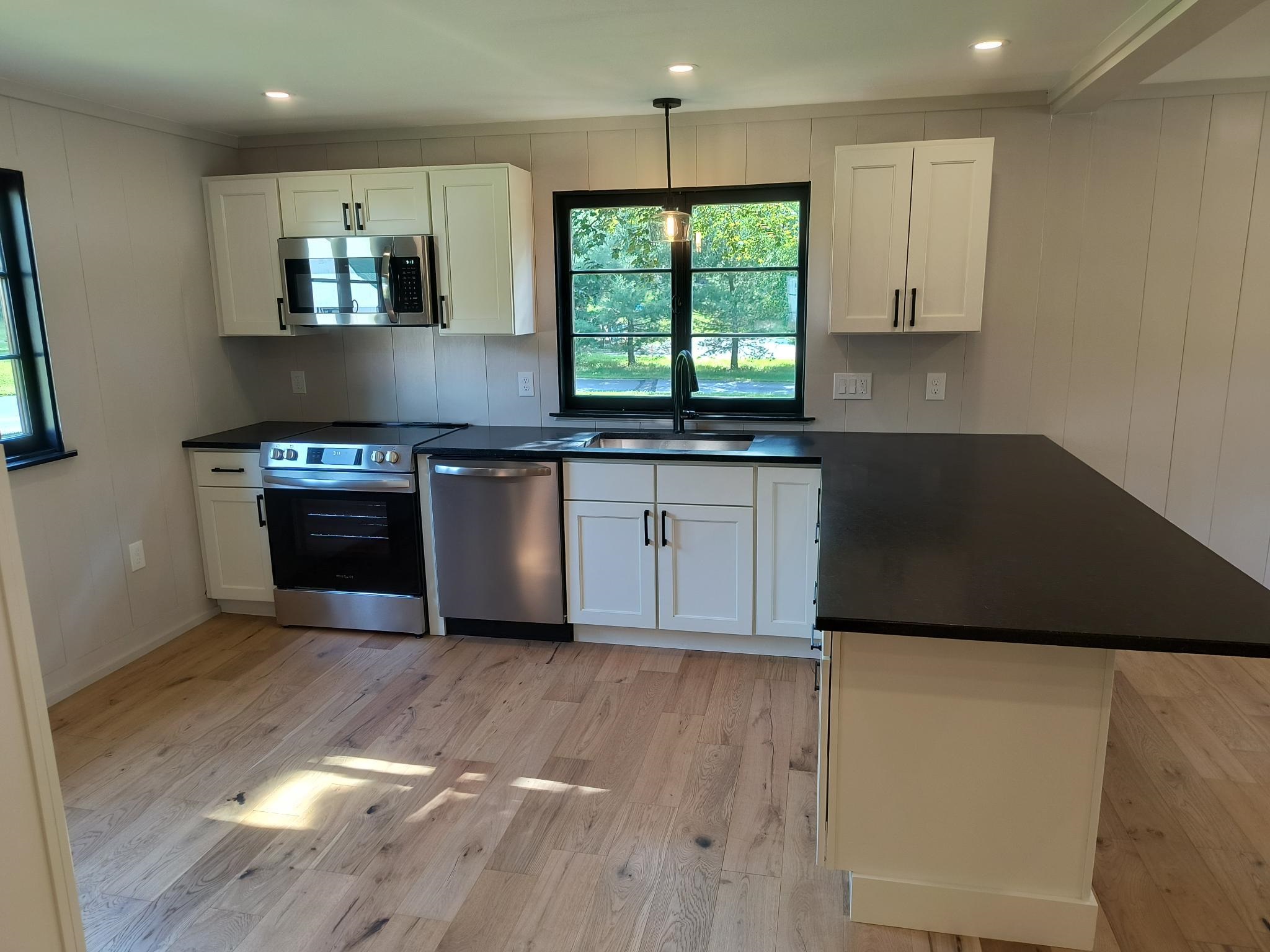 101 Arch Street Keene, NH 03431 - Photo 3 of 50