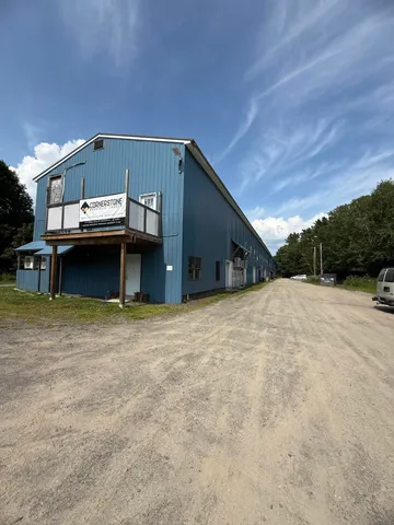 $800,000 | 1491 North North Main Street, Winterport, ME 04496