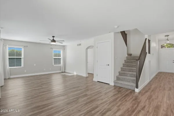 $2,400 | 28617 North 21st Lane, Phoenix, AZ 85085