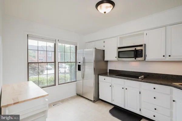 $2,750 | 27 Faraday Drive, Lutherville-Timonium, MD 21093