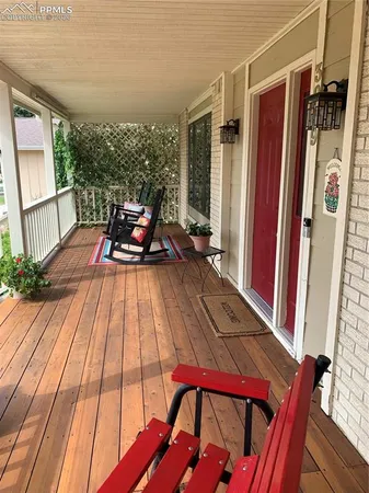 a view of a backyard of the house
