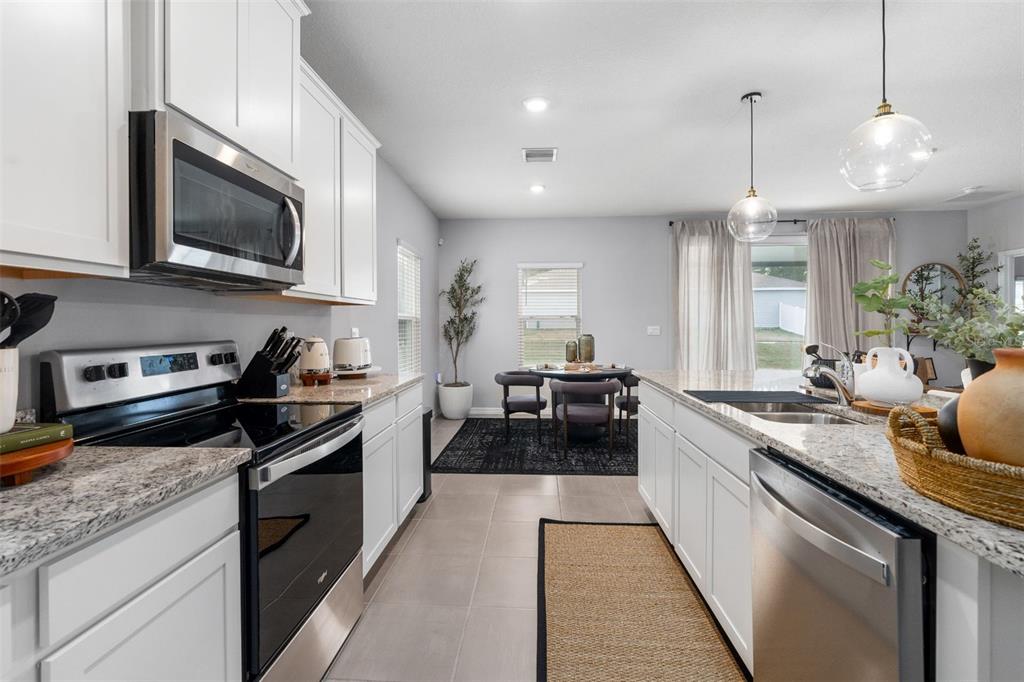 17329 Northwest 173rd Road Alachua, FL 32615 - Photo 18 of 34