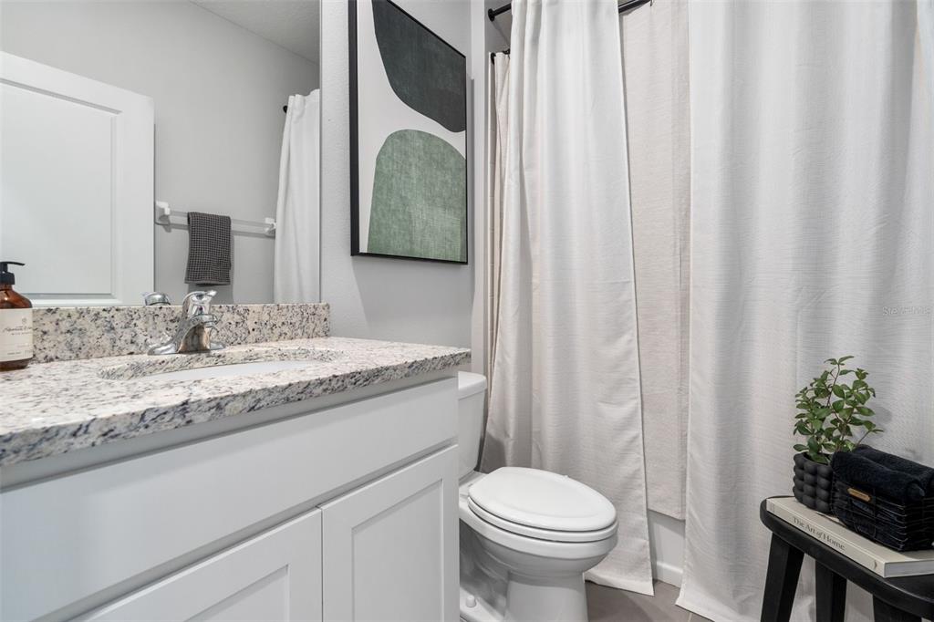 17329 Northwest 173rd Road Alachua, FL 32615 - Photo 5 of 34