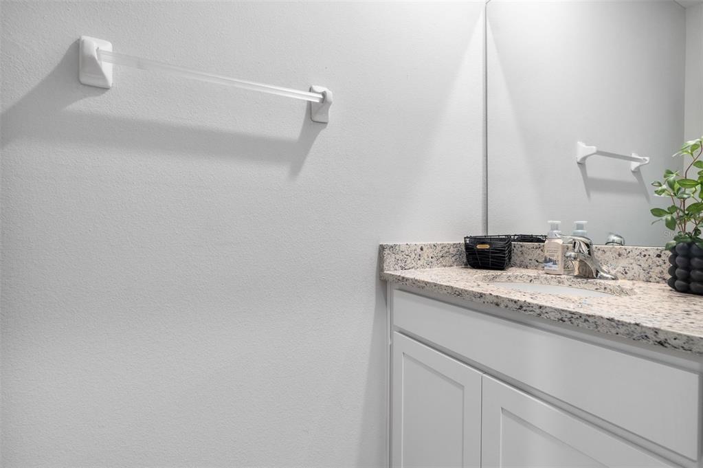 17329 Northwest 173rd Road Alachua, FL 32615 - Photo 10 of 34