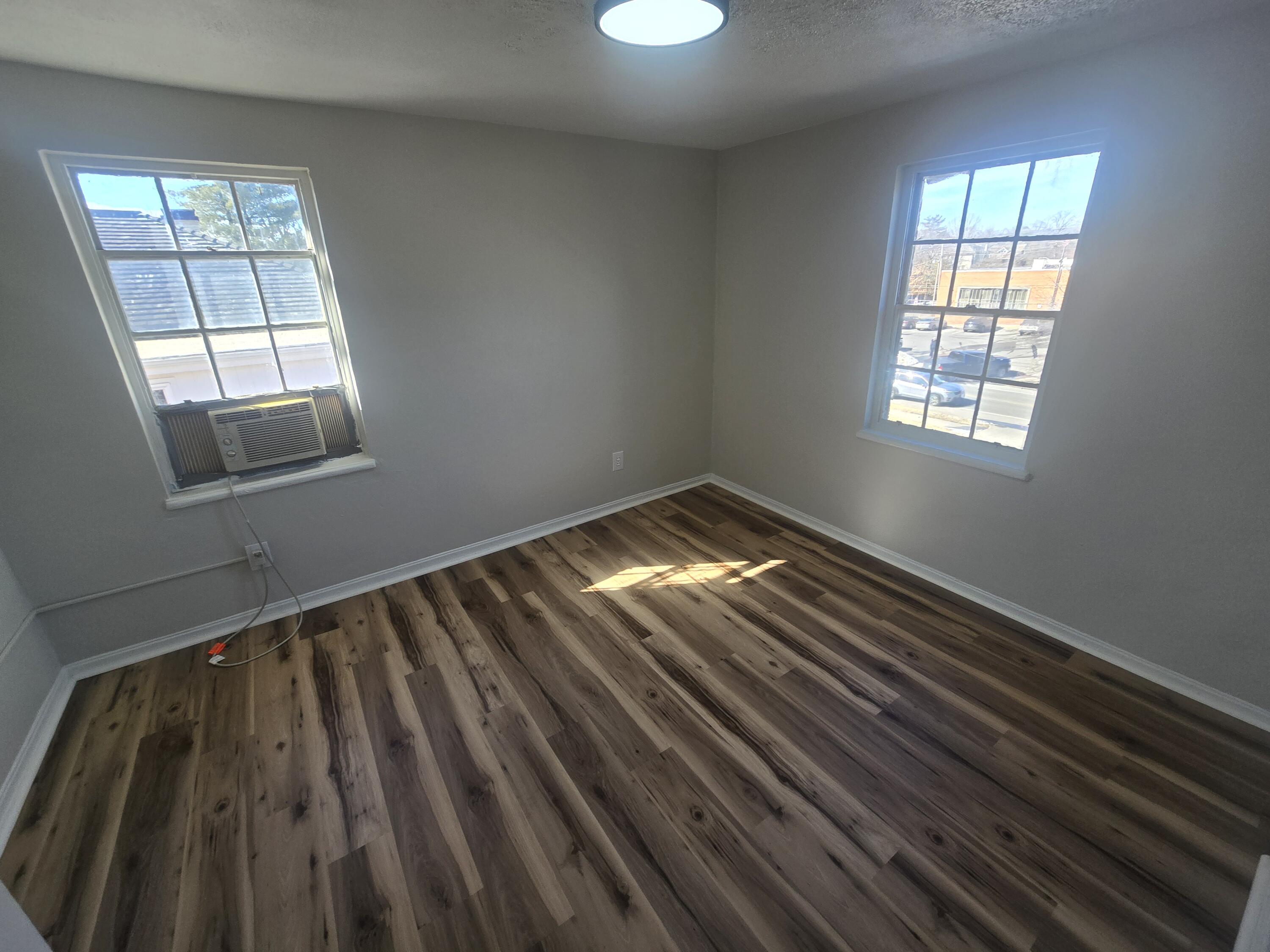 1732 Grandin Road Southwest, Unit 60 Roanoke, VA 24015 - Photo 4 of 5 20260211_112847