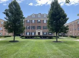 $925 | 1732 Grandin Road Southwest, Unit 60, Roanoke, VA 24015