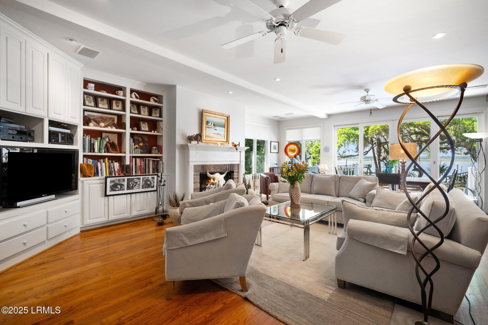 32 Sparrow Nest Point St. Helena Island, SC 29920 - Photo 11 of 66 35-web-or-mls-DSC00118