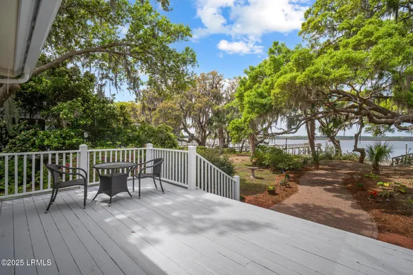 $8,000 | 32 Sparrow Nest Point, St. Helena Island, SC 29920