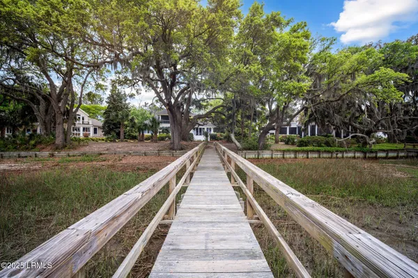 $8,000 | 32 Sparrow Nest Point, St. Helena Island, SC 29920