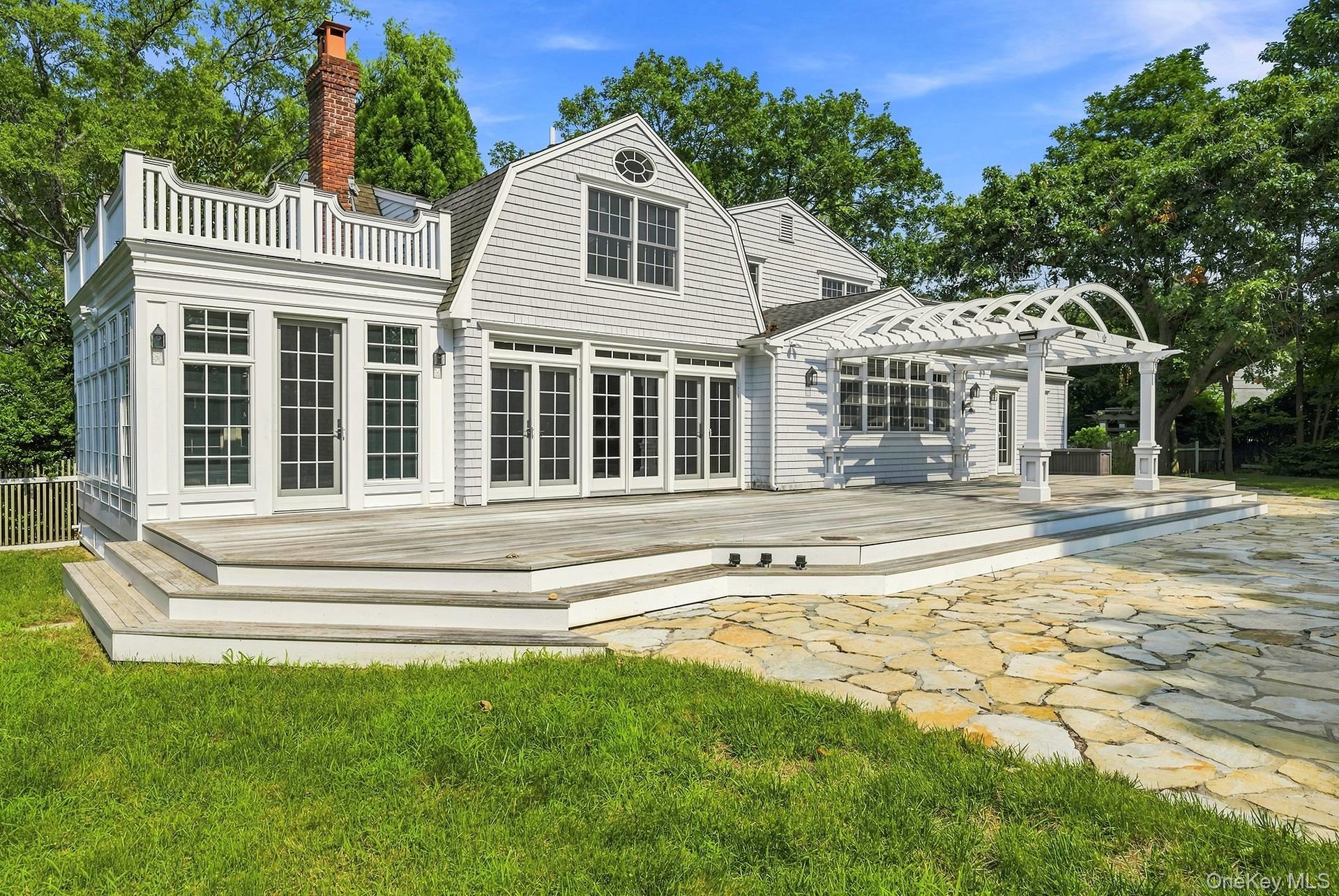 11 Pheasant Lane Remsenburg, NY 11960 - Photo 29 of 32 Gallery Image 29