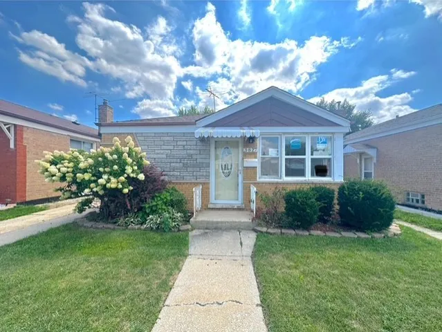 $199,900 | 3827 West Hayford Street, Chicago, IL 60652
