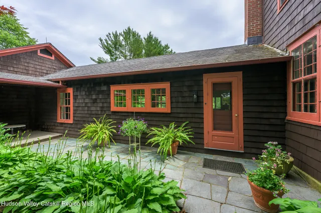 $1,295,000 | 9960 Highway 22, Hillsdale, NY 12529