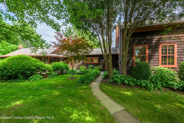 $1,295,000 | 9960 Highway 22, Hillsdale, NY 12529