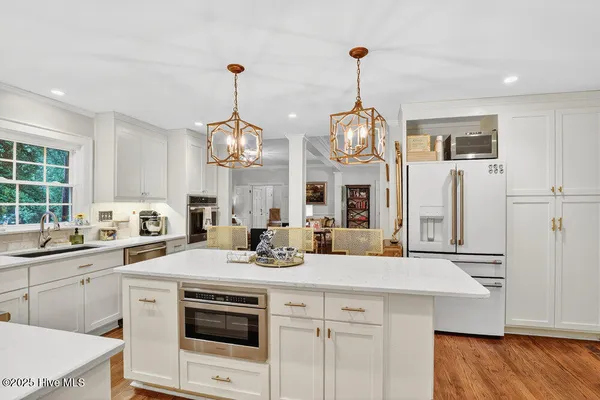 $549,900 | 102 Cedar Lane, Clinton, NC 28328