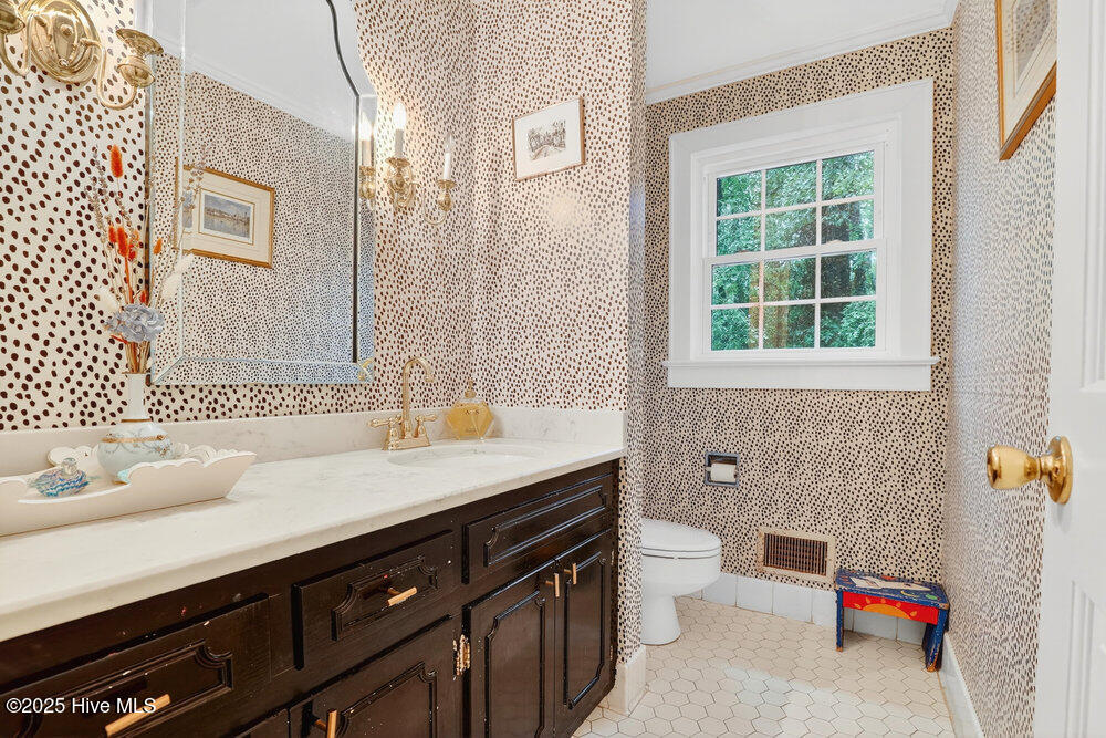 102 Cedar Lane Clinton, NC 28328 - Photo 20 of 48 020_017_6g8a5480_54